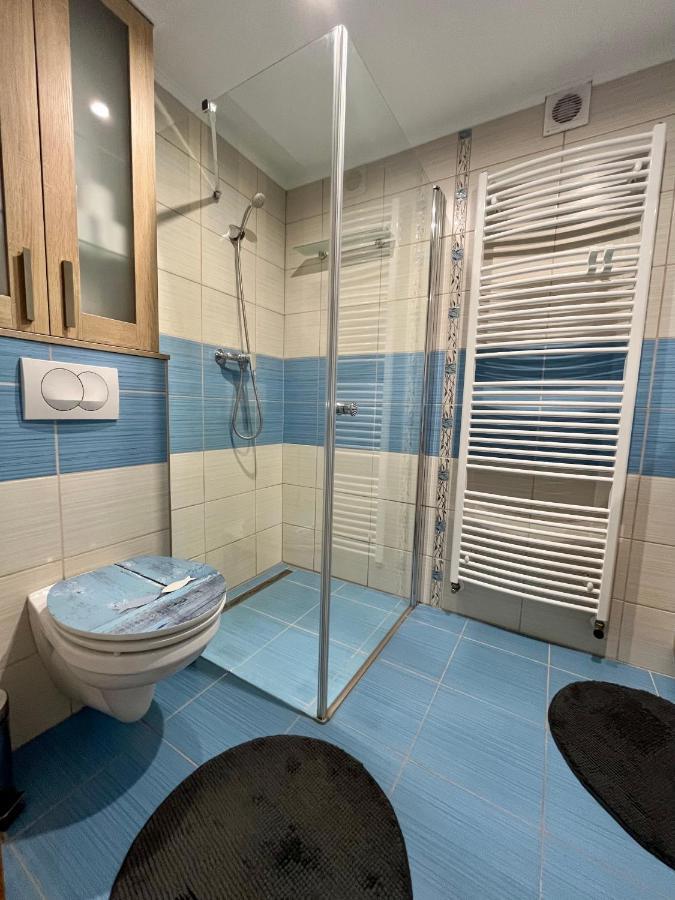 Rabbit Apartman Mosonmagyaróvár Buitenkant foto