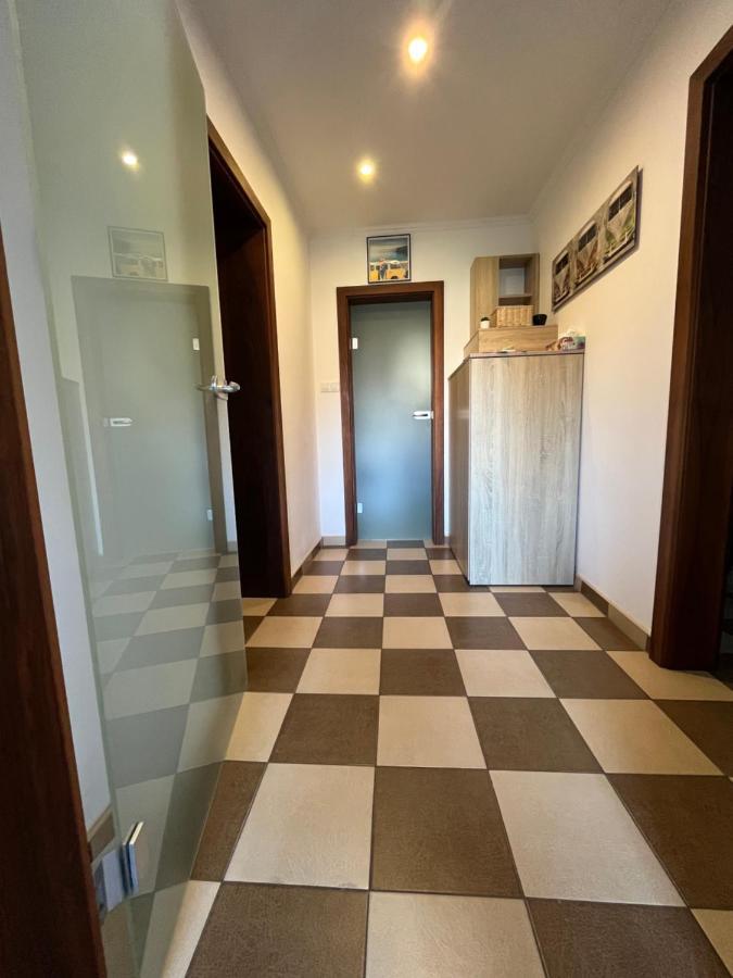 Rabbit Apartman Mosonmagyaróvár Buitenkant foto