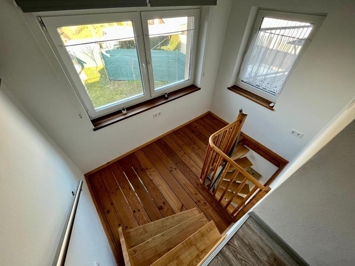 Rabbit Apartman Mosonmagyaróvár Buitenkant foto