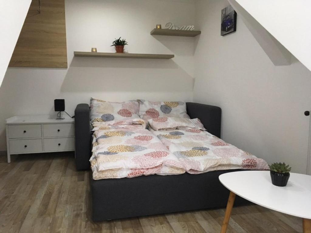 Rabbit Apartman Mosonmagyaróvár Buitenkant foto