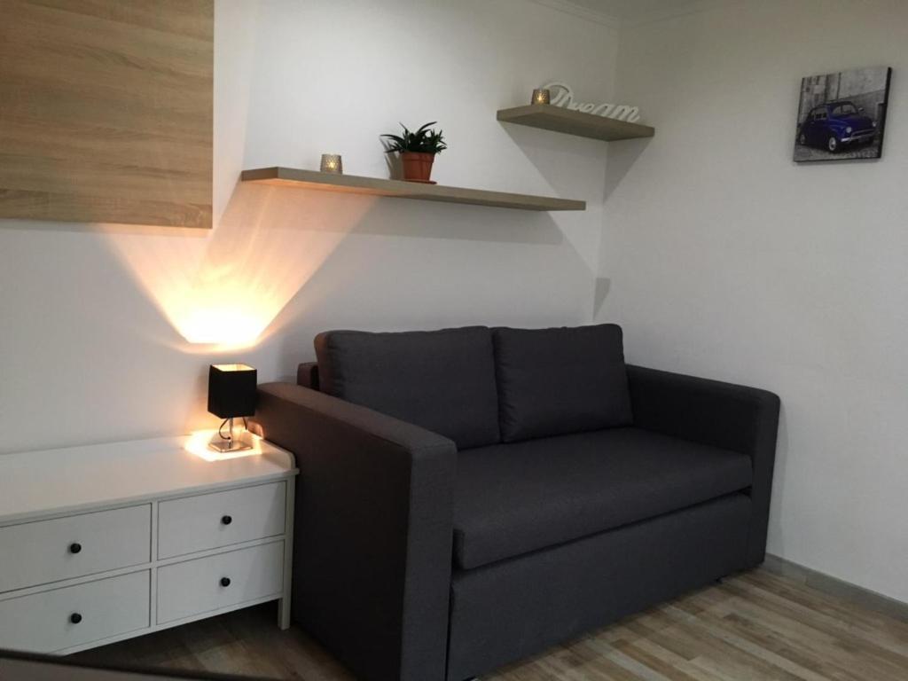 Rabbit Apartman Mosonmagyaróvár Buitenkant foto