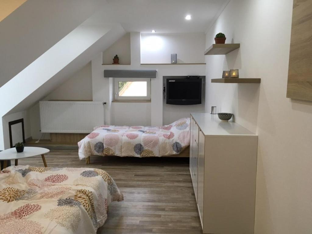 Rabbit Apartman Mosonmagyaróvár Buitenkant foto