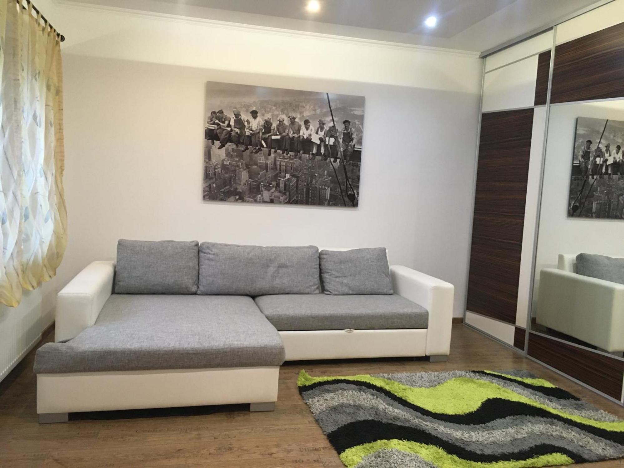 Rabbit Apartman Mosonmagyaróvár Buitenkant foto